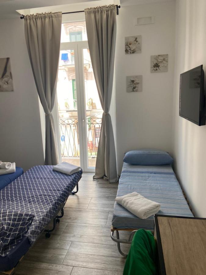 Room27 Taranto Ngoại thất bức ảnh