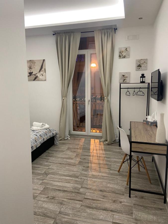 Room27 Taranto Ngoại thất bức ảnh